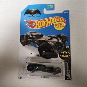 Hot‎ Wheels Batmobile - Black 2015
